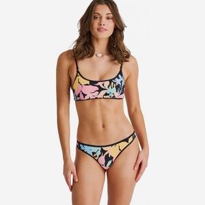 BNWT Everyday Sunday Bikini Set size Small